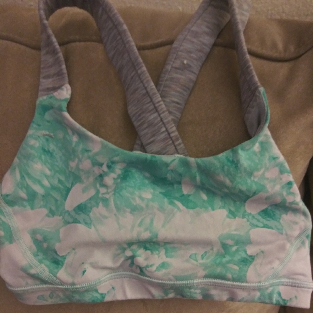 Sports bra